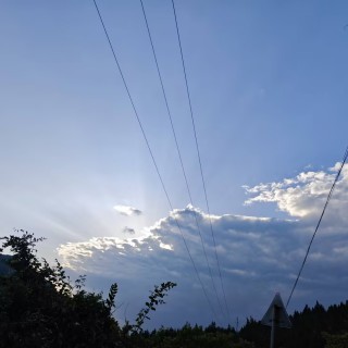 云106f95f1d9e6857bdaf9923c32d31dab.jpg